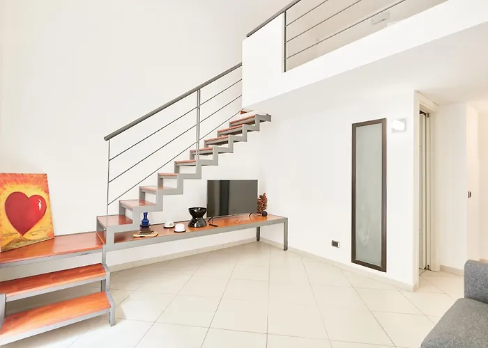 Duplex At National Museum Apartment Naples