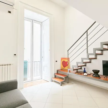 Duplex At National Museum * Neapel