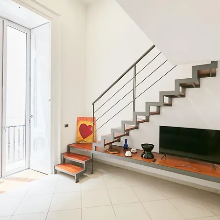 Duplex At National Museum Apartman Nápoly