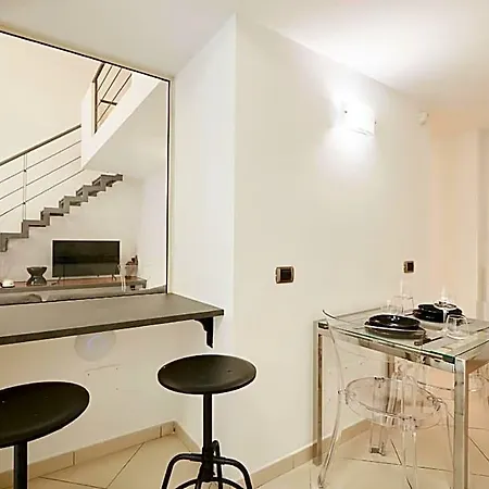 Duplex At National Museum *