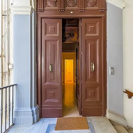 Apartment Duplex At National Museum