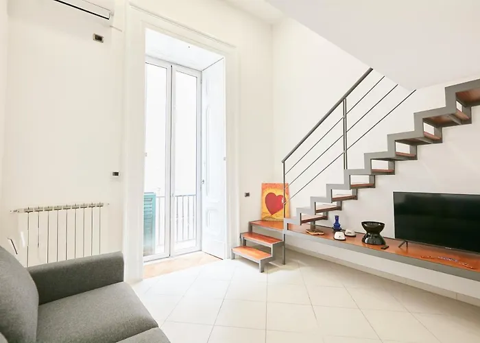 Duplex At National Museum * Naples