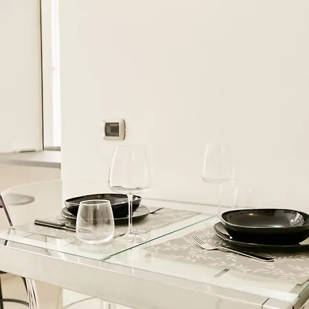 公寓 Duplex At National Museum 那不勒斯