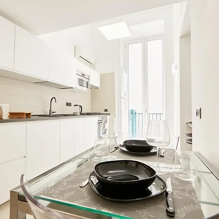 Duplex At National Museum Apartament Neapol